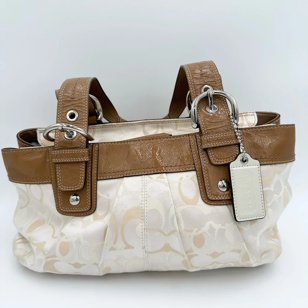 COACH CANVAS SHOULDER BAG PATENT LEATHER ADJUSTABLE STRAPS COACH TAG EUC - Picture 2 of 11